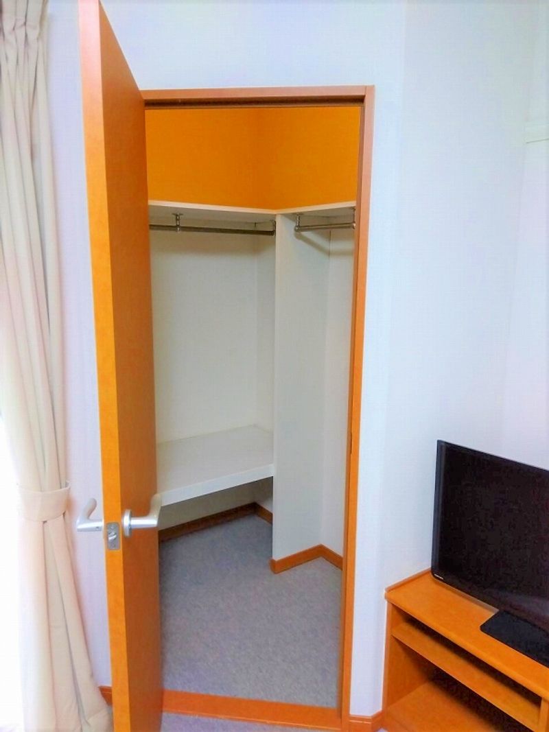 レオパレス沼南６ 収納