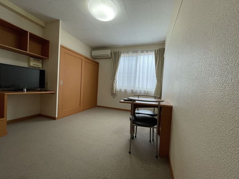 レオパレス中屋敷Ｂ 居間