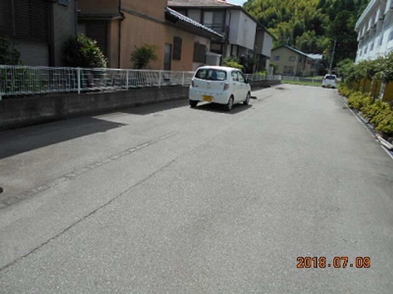 レオパレスリンデンバウム 駐車場