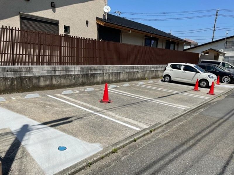 レオパレスＳ・Ｋ梶山 駐車場
