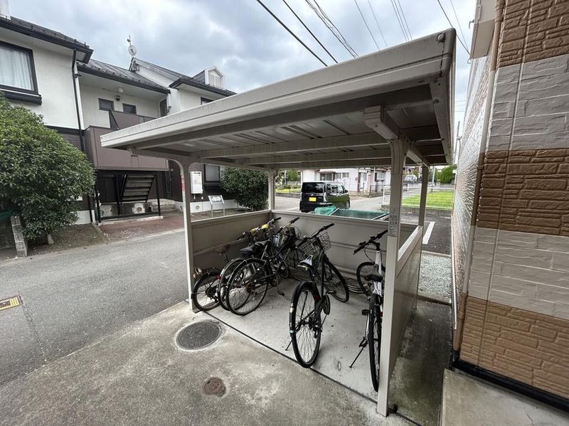 レオパレスウエストプラザ愛子 共用部分
