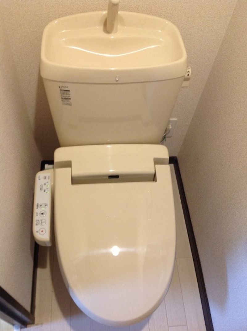 レオネクストサンパーク　三良 トイレ