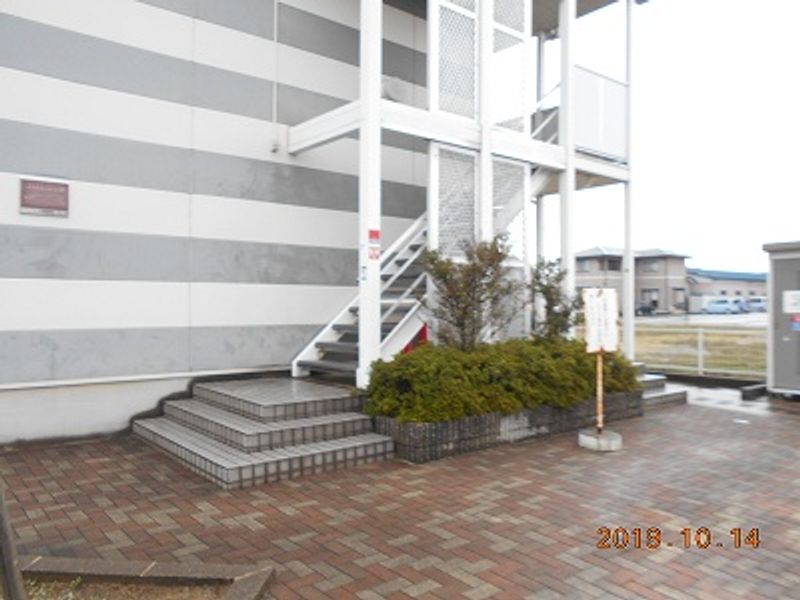 レオパレスユーカリ 共用部分