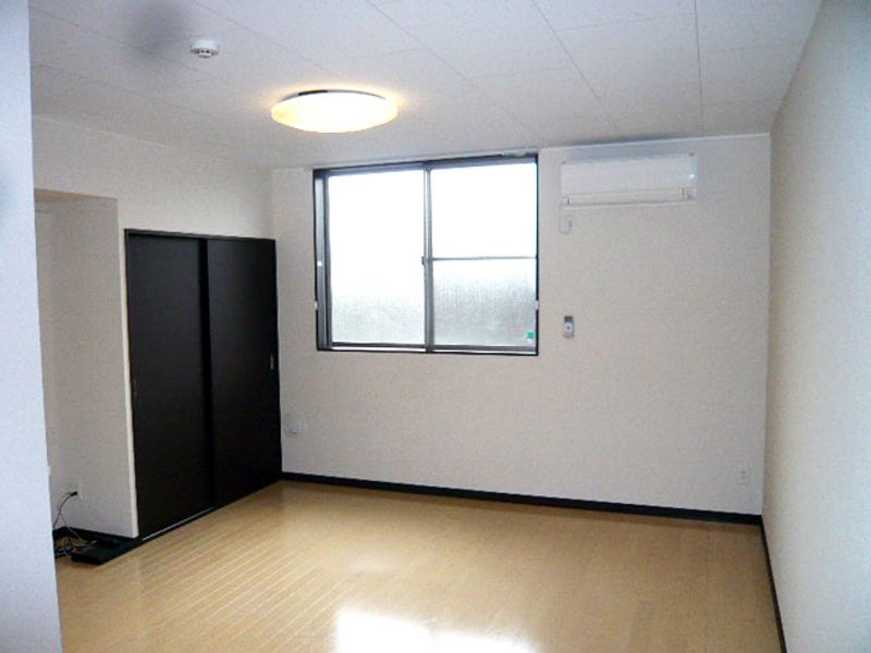 LEONEXT Demeure Nagasuga Bedroom