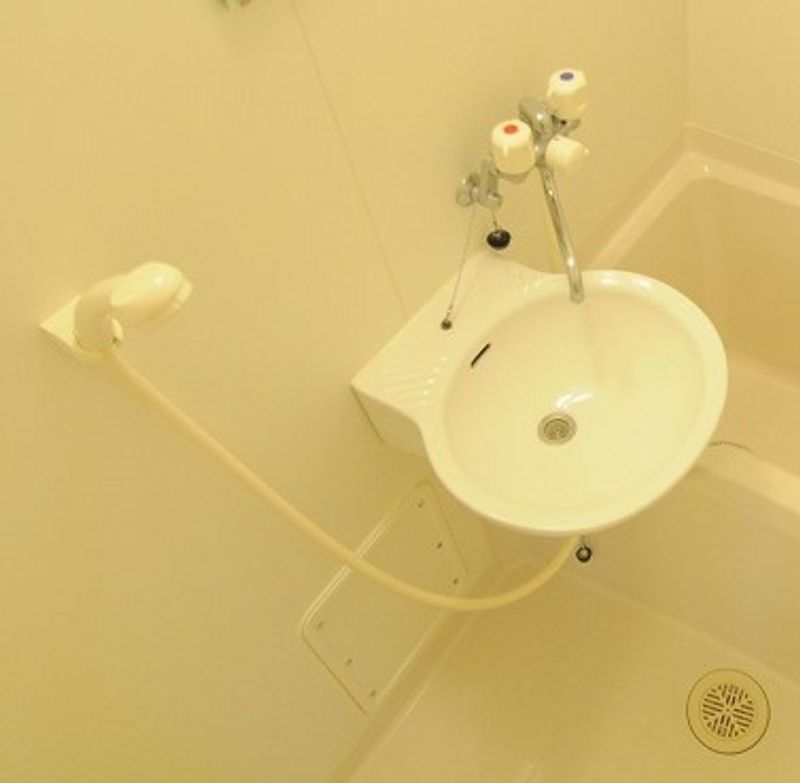 レオパレスメイプル 洗面台