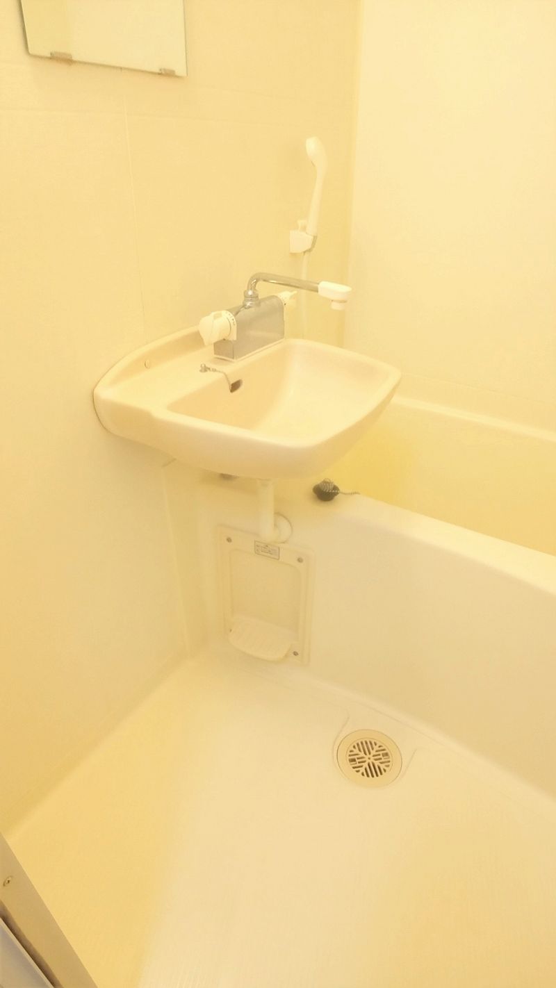 レオパレスコンフォートウッズⅤ 洗面所
