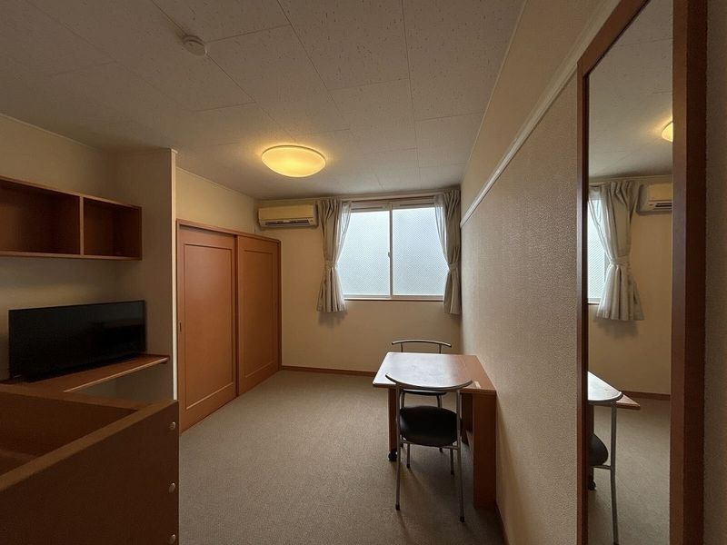 レオパレスｃｕｒａｃｉｏｎ 居間