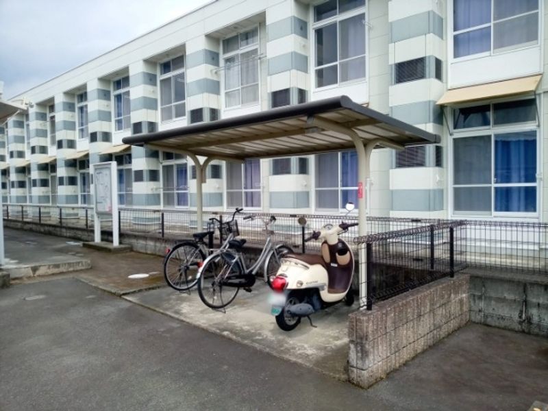 レオパレスアーバンブリッジ俎板 共用部分