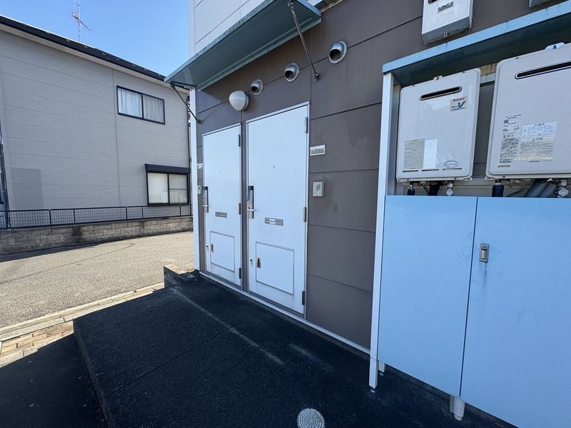 レオパレスアゼリア その他