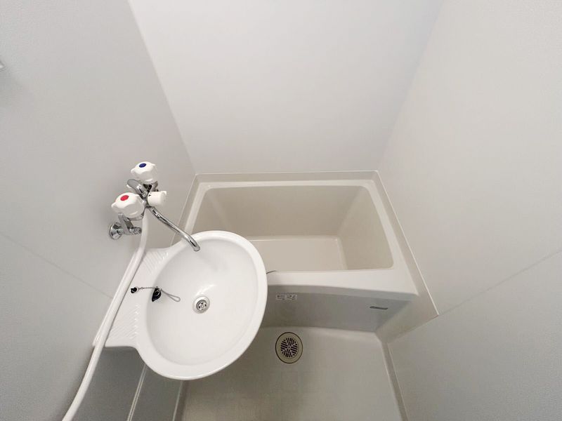 leopalace Storia Bathroom