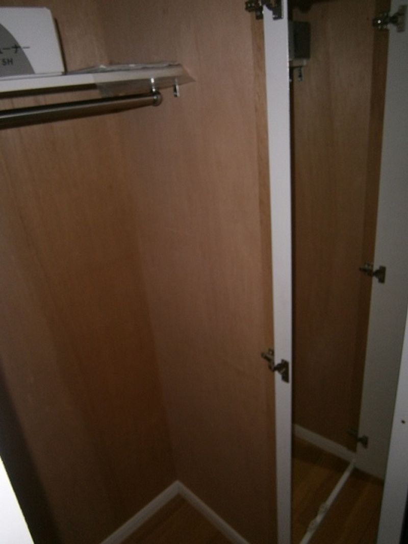 レオパレスヒロタ 収納