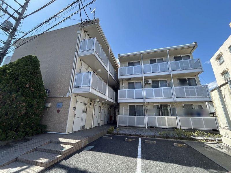 レオパレス嵯峨野 外観
