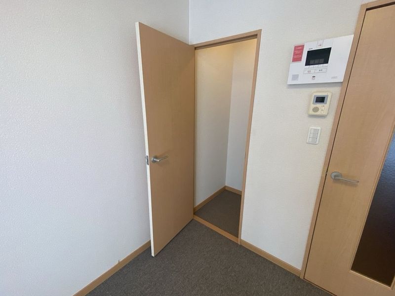 レオパレス植田南 収納