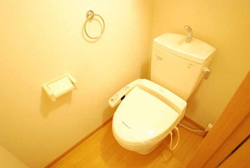 レオパレスあおば トイレ