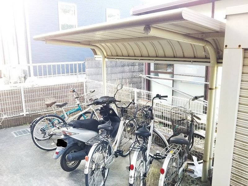 レオパレスコスモス 共用部分