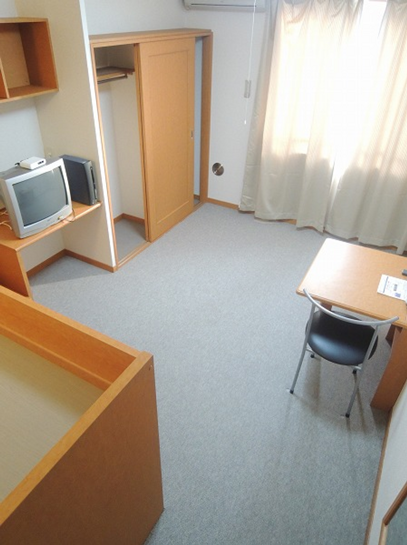 レオパレスクレベール　Ｍ 居間