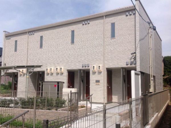 CLEINO Dandelion III exterior