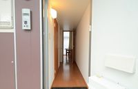レオパレスピース　ワン 玄関