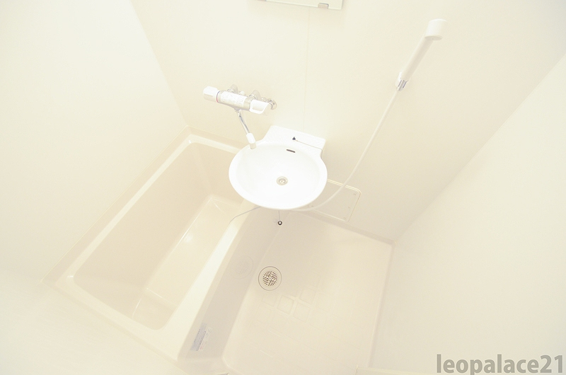 leopalace Wisteria Kanda Phòng tắm