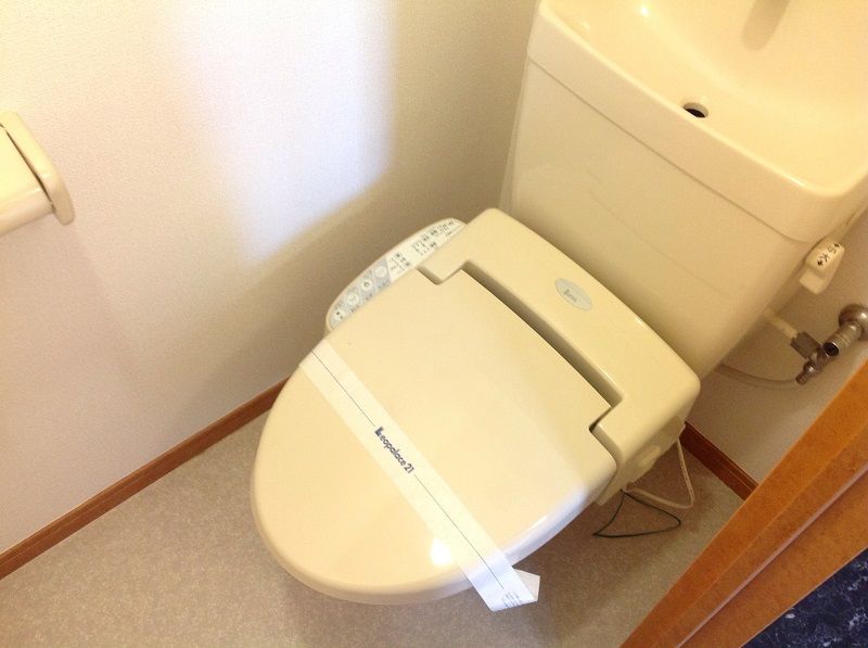 レオパレスきんぐ トイレ