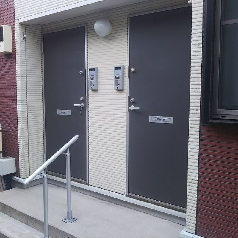 レオネクストファイン 玄関