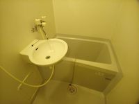 レオパレスＣｈａｍｂｒｅ　Ｎ 風呂