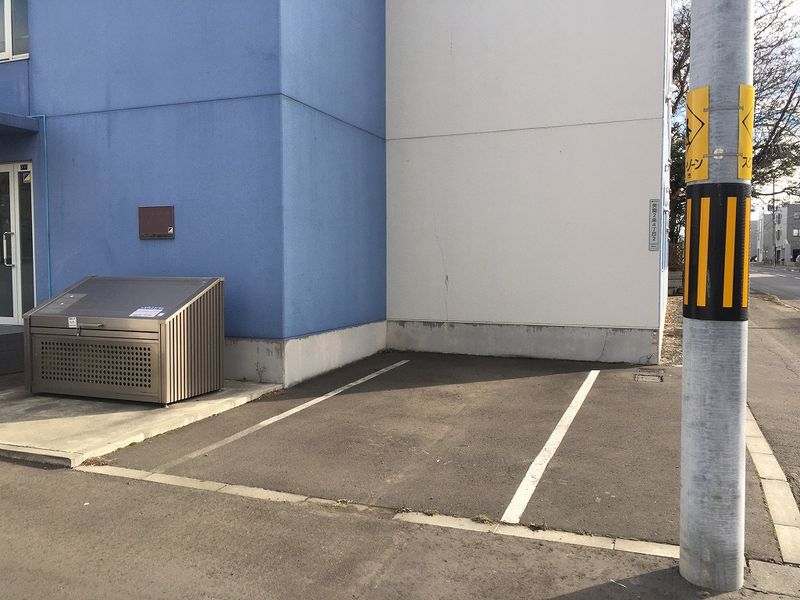 レオパレスコラソンⅡ 駐車場