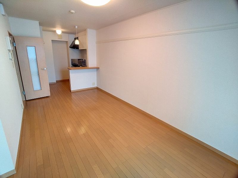 レオパレスエムエムワン 居間