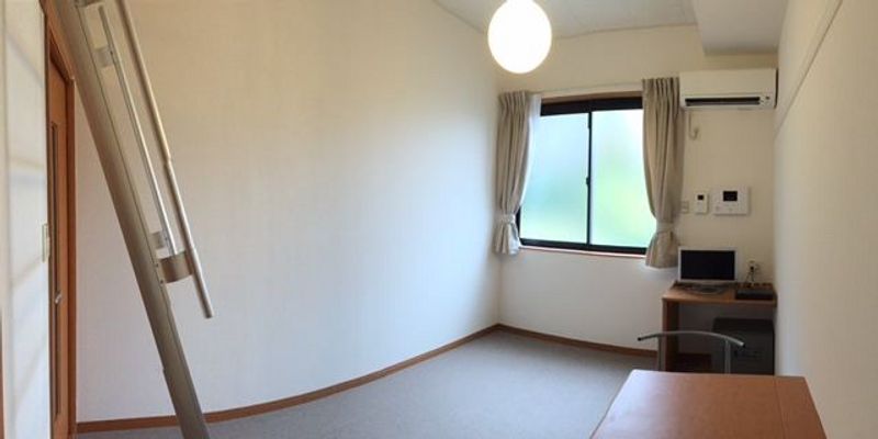 レオパレス和田 居間
