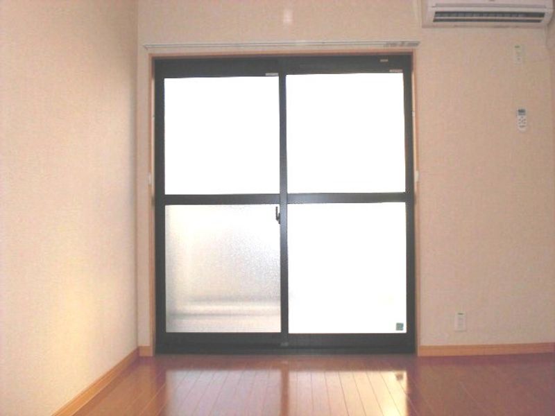 レオパレスエスタシオンＳ 居間