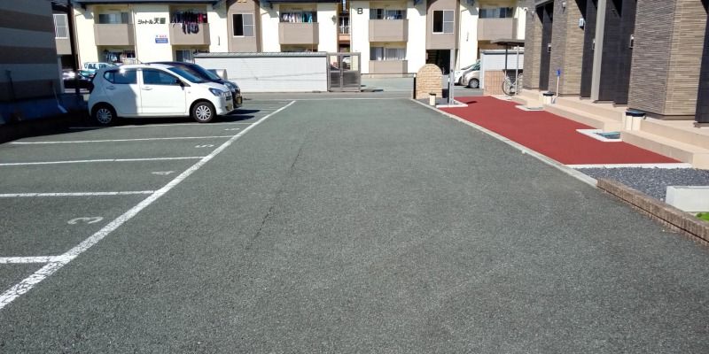 レオパレス天童館 駐車場