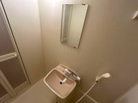 レオパレスＱＵＡＴＲＥ 洗面台