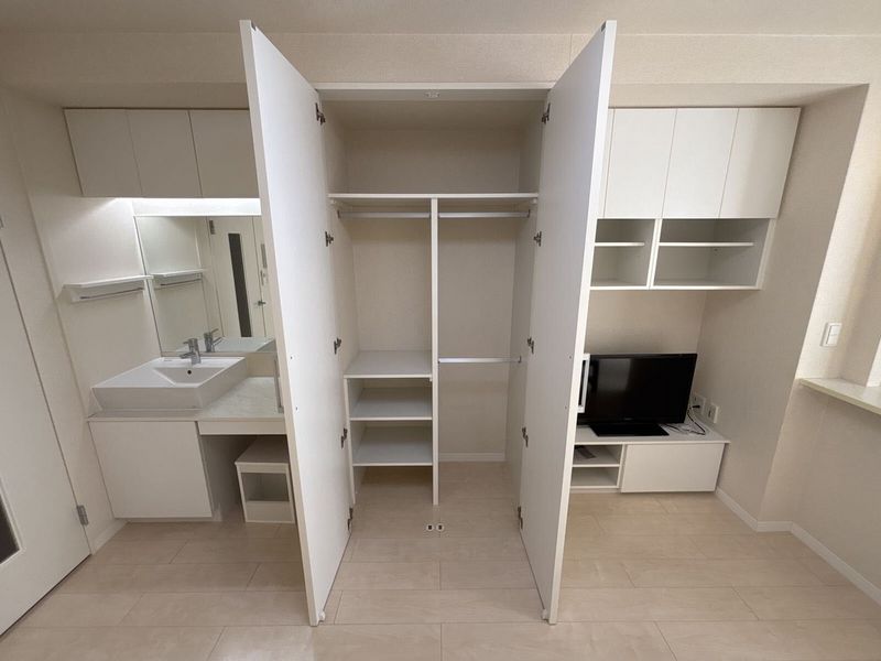 LEONEXT Mon Silk Claire Storage