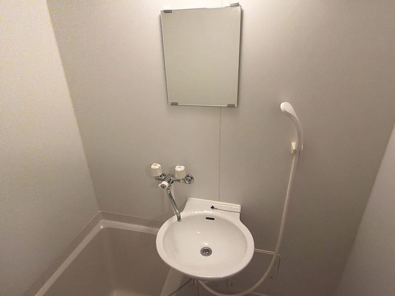 レオパレス瀬戸内 洗面台