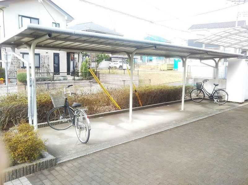 レオパレス松ヶ丘 共用部分