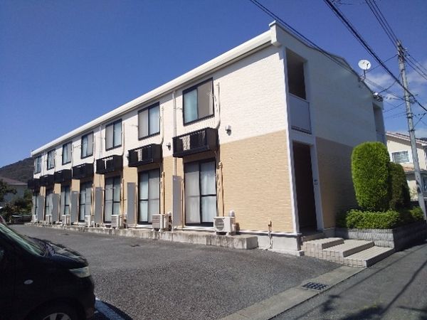 leopalace Midorigaoka exterior