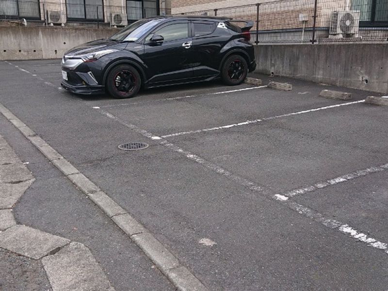レオパレスキャッスル　Ｙ　ＴⅡ 駐車場