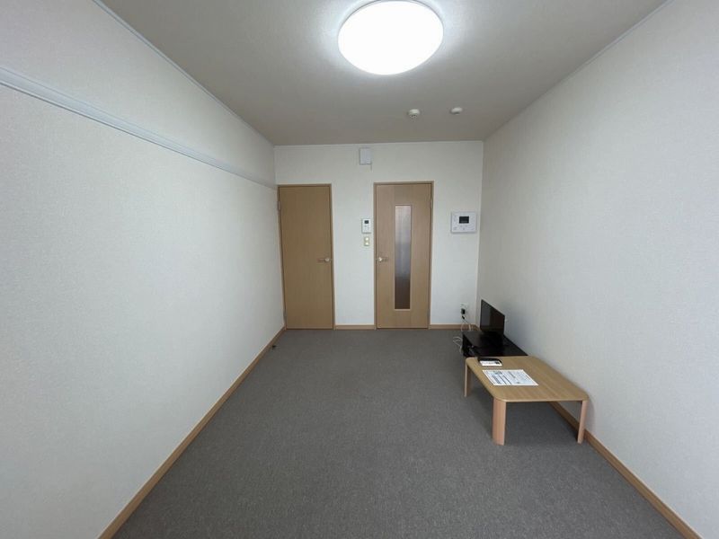 レオパレスプチパレＫ 居間