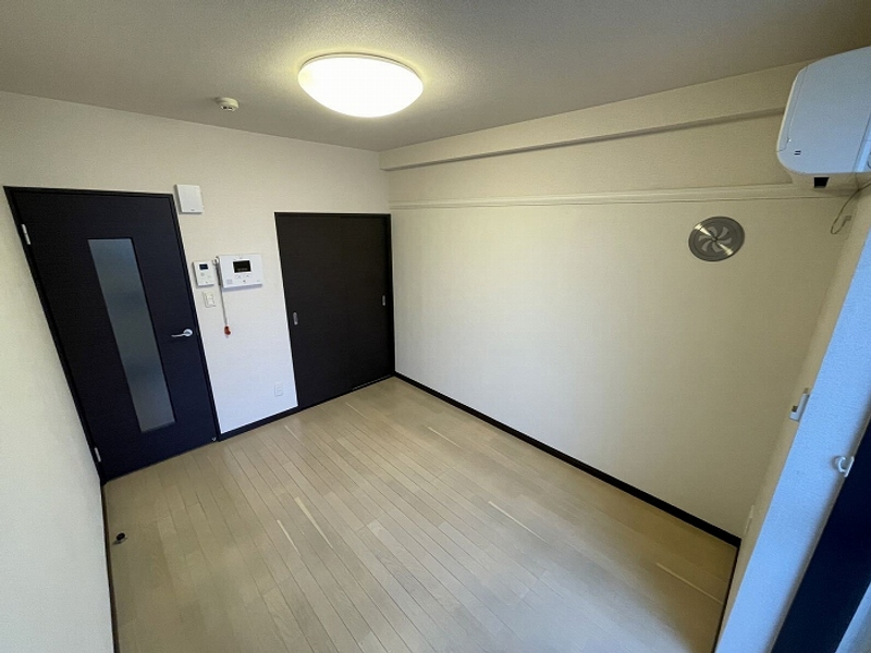 レオネクストエスケイフジ 居間