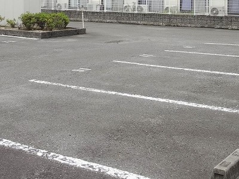 レオパレス木太南 駐車場