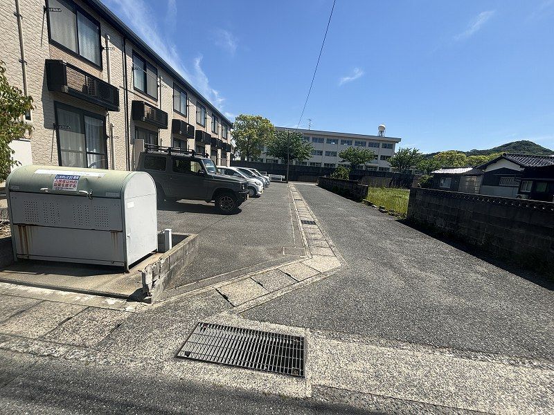 レオパレスメゾンセントプレチア エントランス