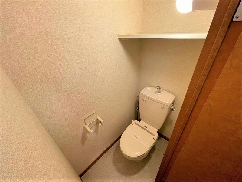 レオパレスセコ参番館 トイレ