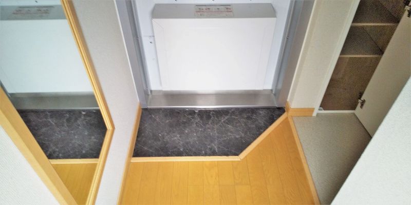 leopalace Premier Ramuta Entrance