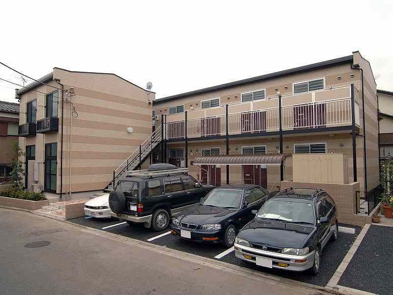 レオパレス彩の杜 駐車場
