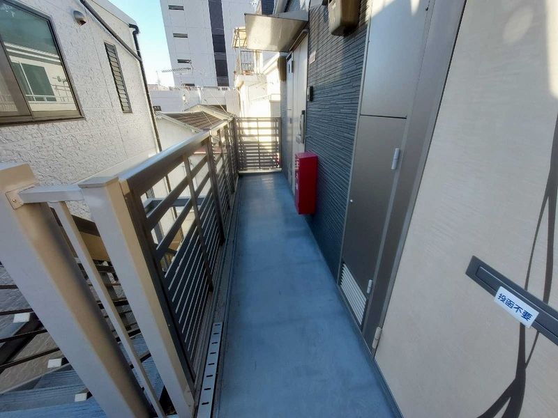 CLEINO MIKI Nishi Shinjuku Shared spaces