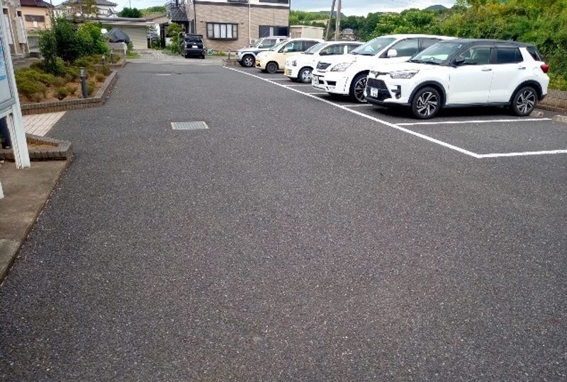 レオネクスト猿渕 駐車場