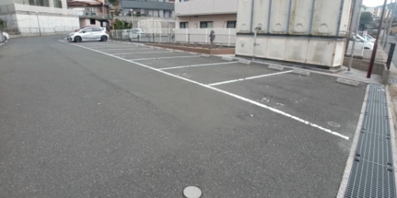 レオパレスＳＨＩＢＡＴＡⅢ 駐車場
