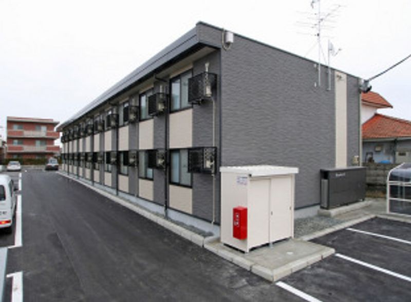 レオパレストレニア 外観