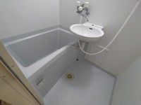 leopalace Yura Bathroom