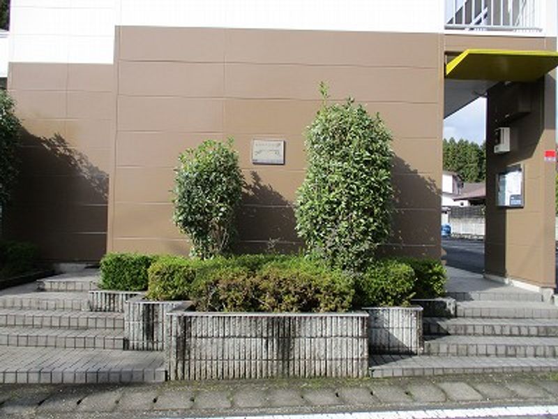 レオパレスソレイユ エントランス